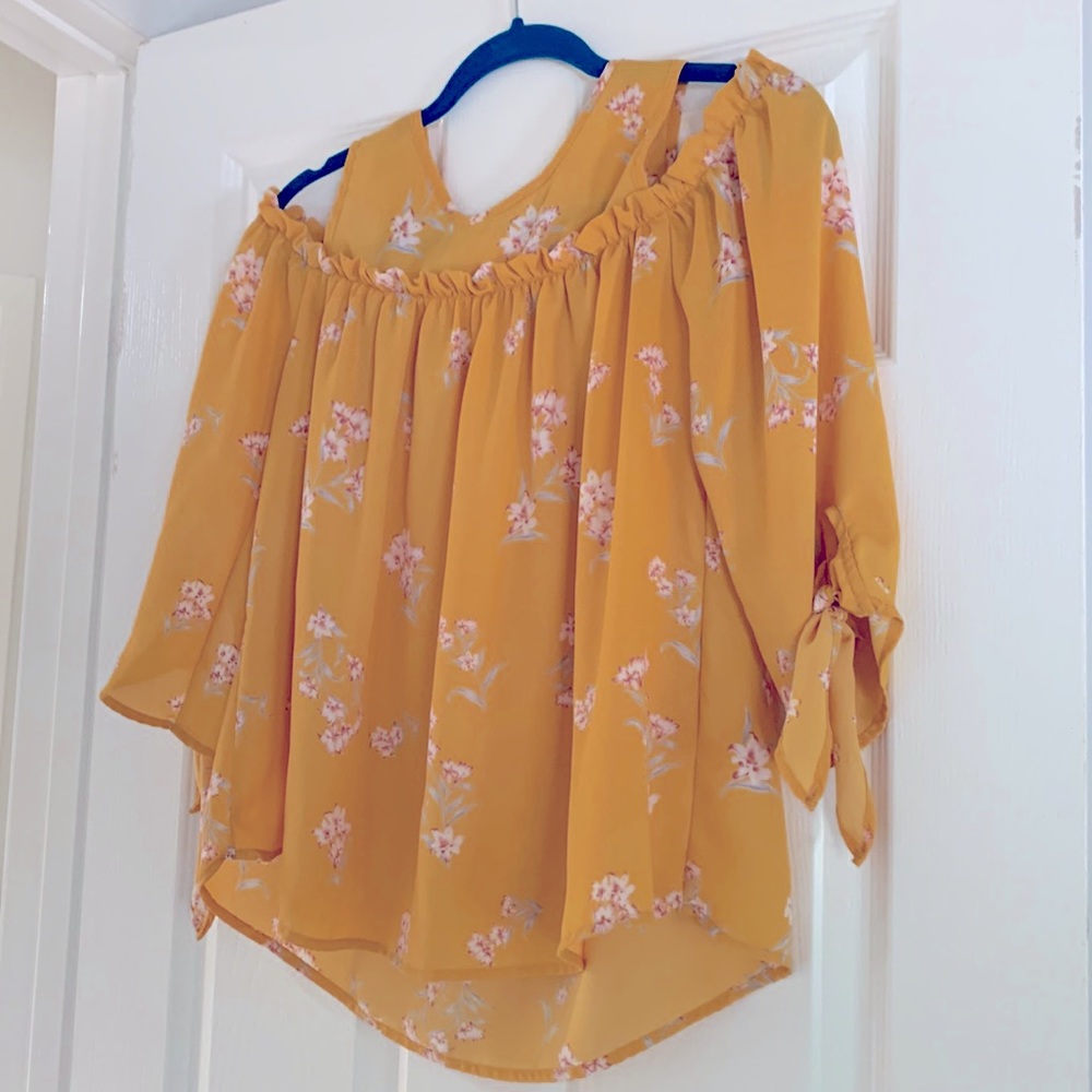 floral top